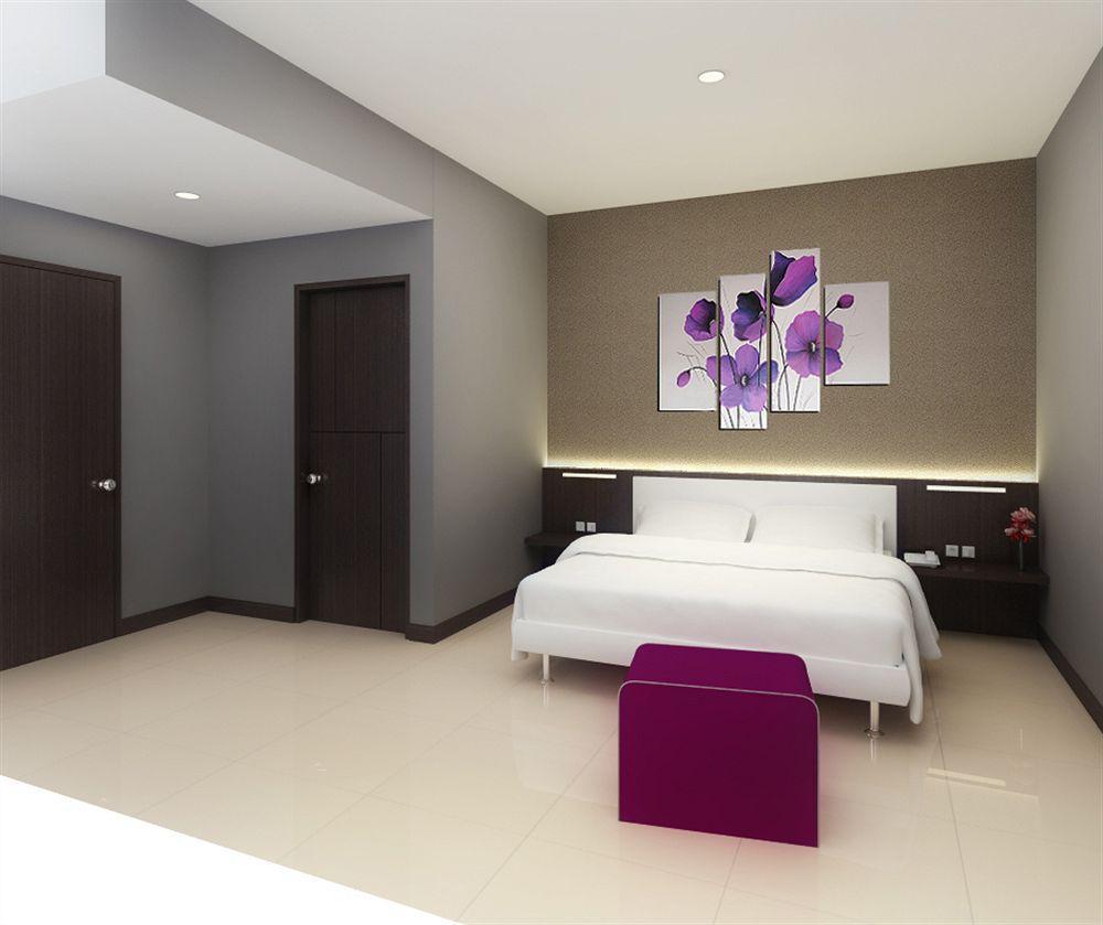 J Hotel Medan Kültér fotó