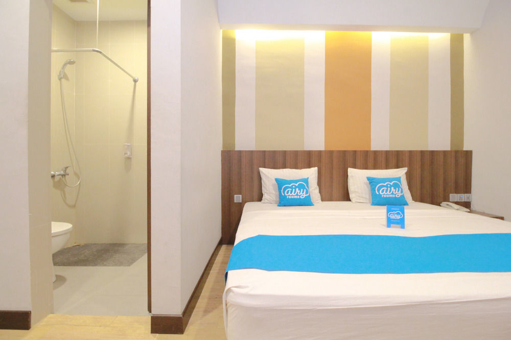 J Hotel Medan Kültér fotó